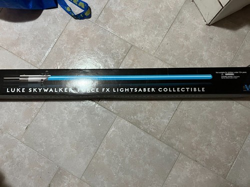 Master replicas lightsaber - master,